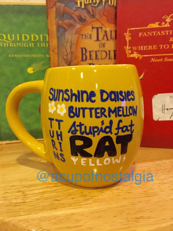 Items similar to READY TO SHIP** 14oz. Sunshine Daisies, Butter Mellow