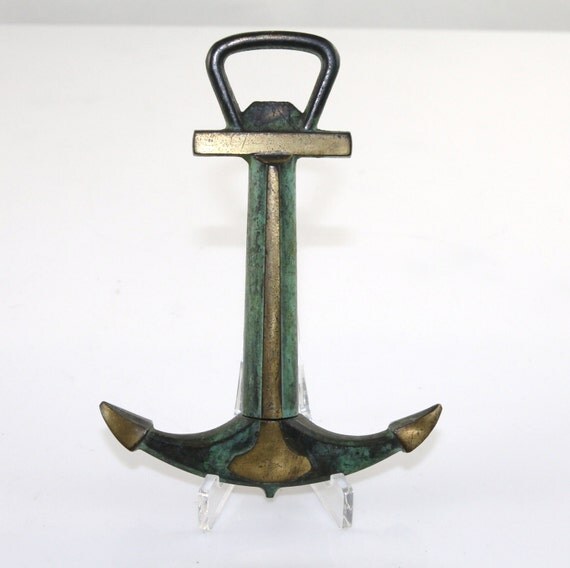 Figural corkscrew Anchor
