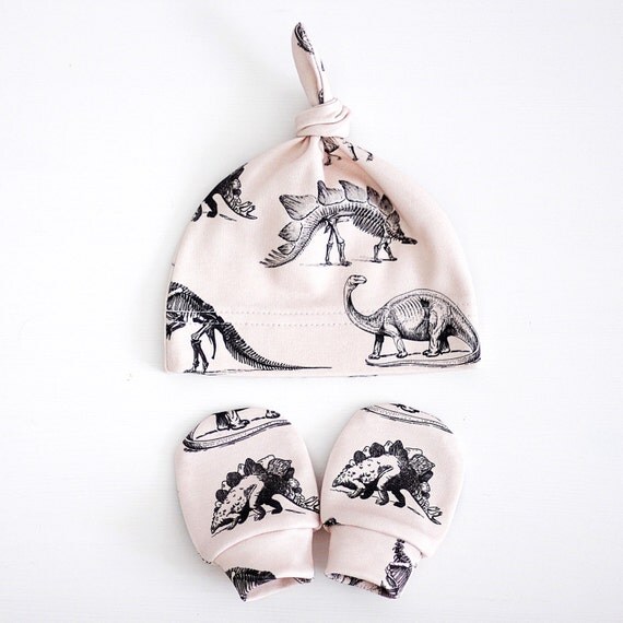 Crème dinosaure bio coton bébé mitaines et bonnet Bundle, bio bébé Bonnet, mitaines pour bébé bio