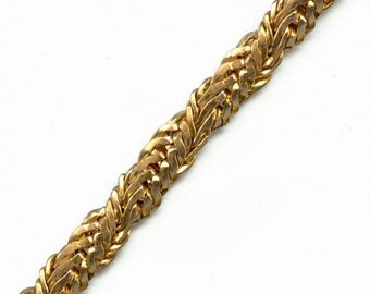 Vintage solid brass 6mm flat woven chain sold by the foot. b12-chn576(e)