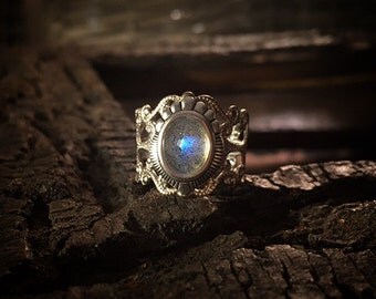 Irissa - Antique Silver Labradorite ring, Labradorite ring, unique Labradorite ring, Spiritual ring, Tribal ring, Boho ring, Labradorite