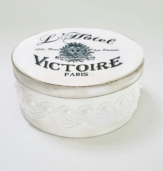 Hat Box Luggage White Gift Box Paper Mache Box Round