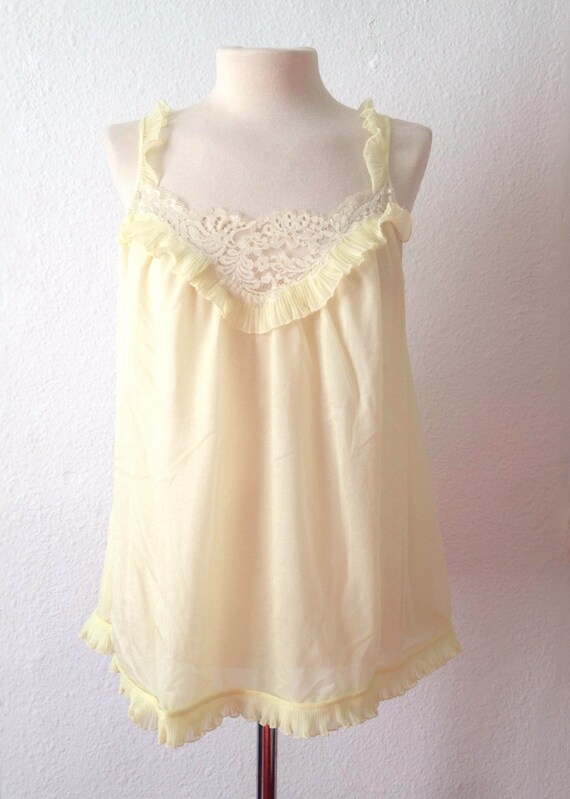 Vintage 60s Nightgown Yellow Chiffon Nightgown Lace Short 2123