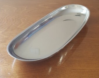 Vintage Effepi 3 inox bread tray fruit bowl elongated shape. Made in Italy.