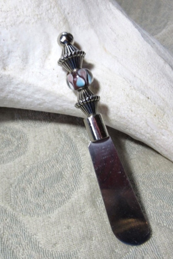 dip spreader cheese knife lovely art glass beads on handle