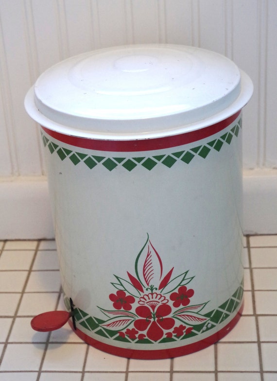 Wonderful Vintage Flip Top Metal Trash Can Country Kitchen