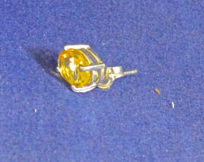 Man's Citrine Stud, 9x7mm Oval, Natural, Set in Sterling Silver 930M