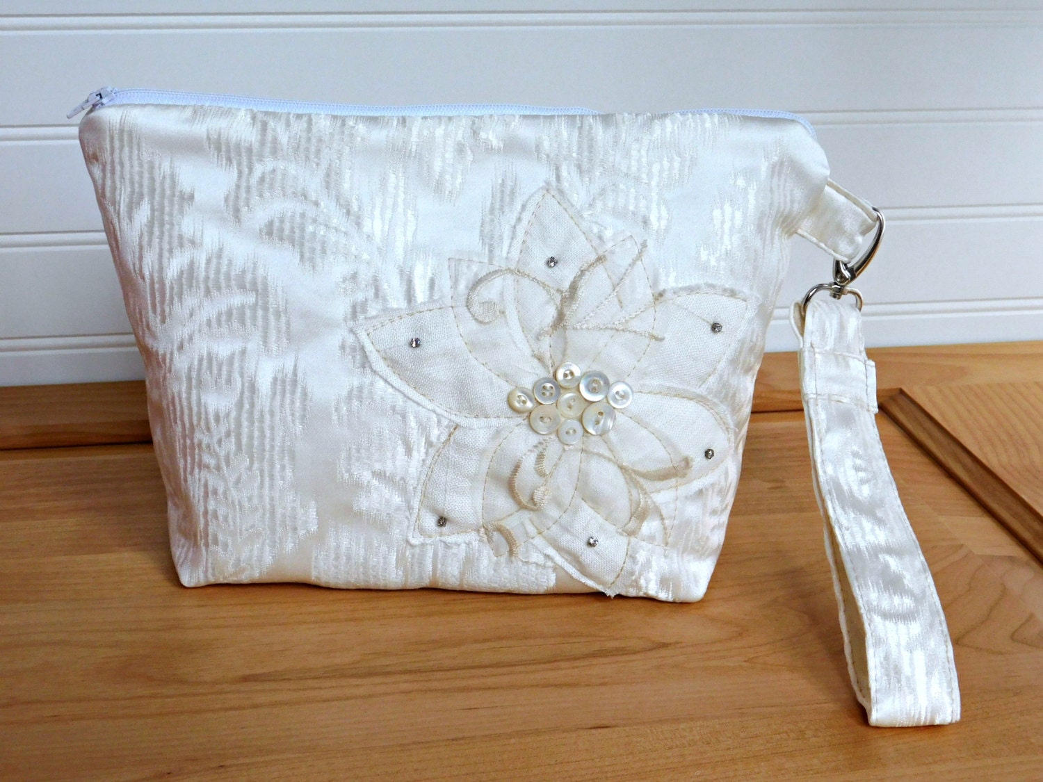 white clutch purse cheap