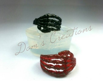 Intricate Skeleton Hand ring clear silicone mold, multiple sizes available