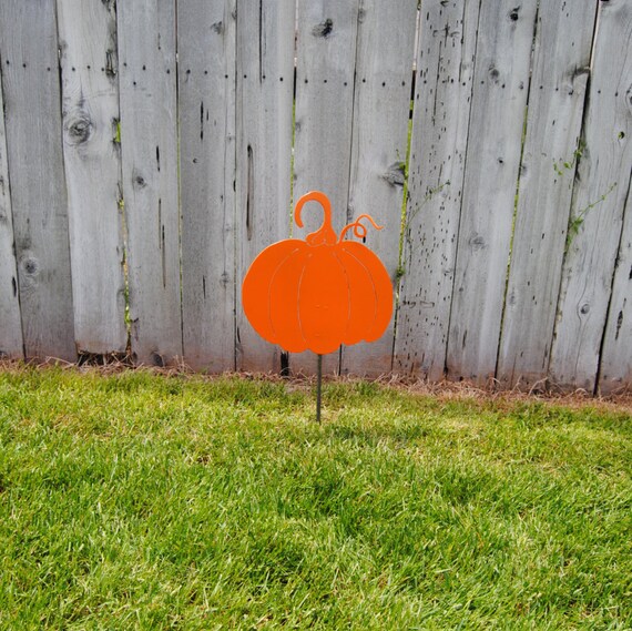 Small Pumpkin Yard Stake