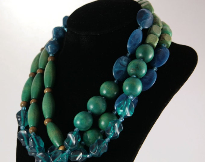 Green Wood Glass Necklace Plastic Beads Blue and Green Long Boho Hippie Beads Necklace Plastic Celluloid