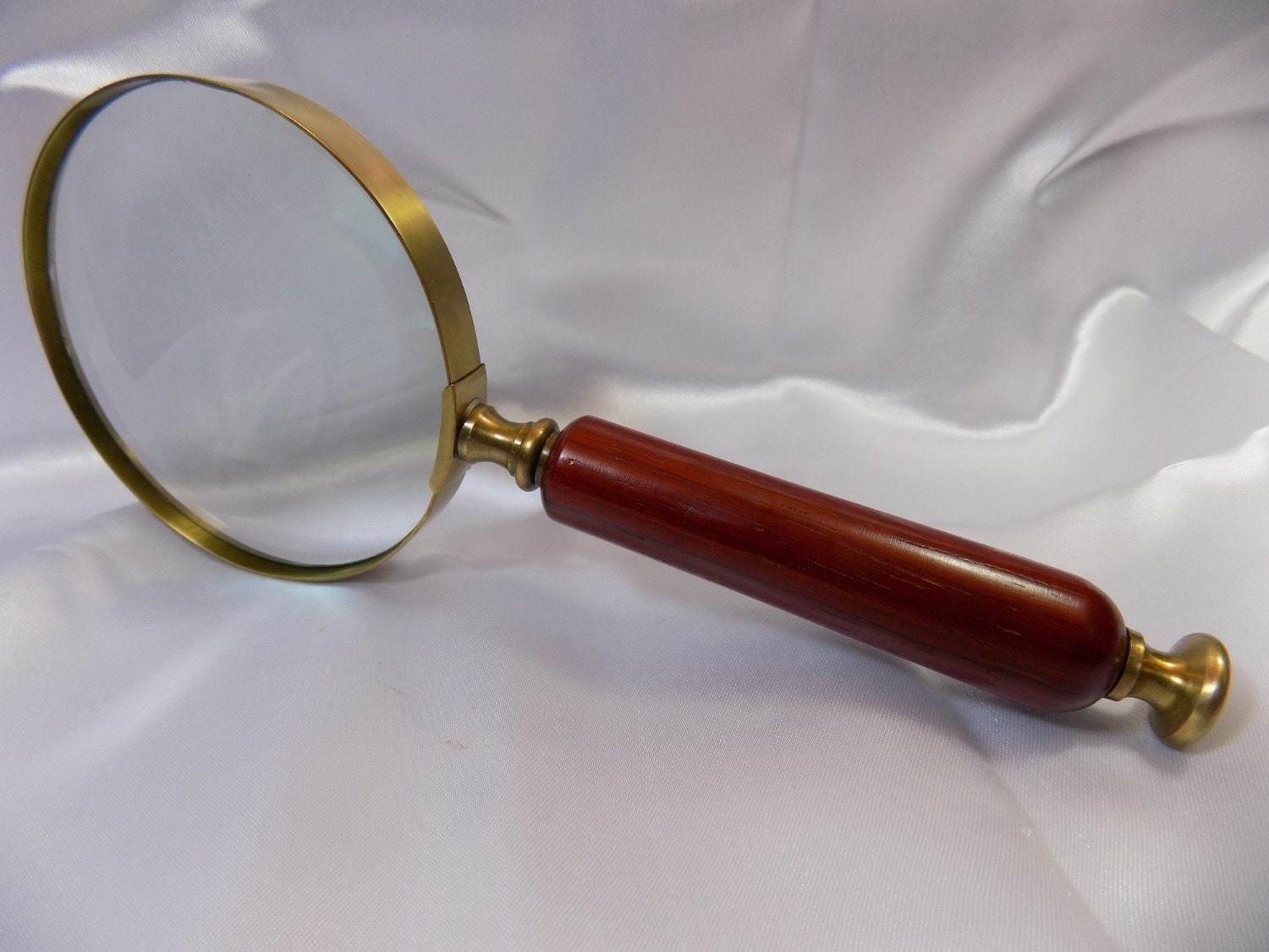 New Antique Vintage Style Brass Magnifying Glass by AresIndia