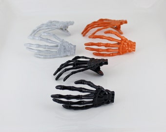 set of 2 skeleton hands barrettes skull bones boney hair clip alligator claw barrette clamp halloween costume Black White Orange