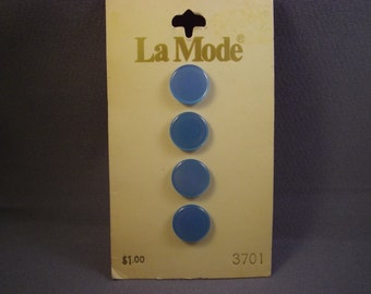 La Mode Light Blue Buttons on Card, vintage, 4 pc., 11mm, 3701