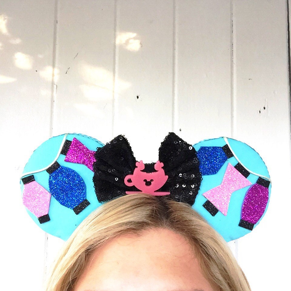 Alice Teacups Ears Teacups Ears Mad Hatters Teacups Ears