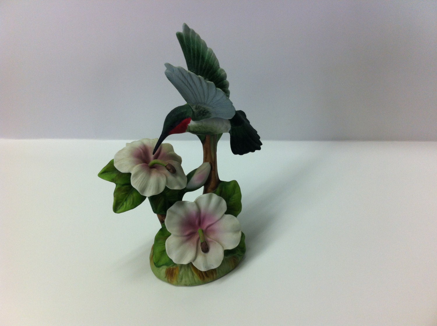 Avon Gallery Originals Porcelain Hummingbird Figurine 1989
