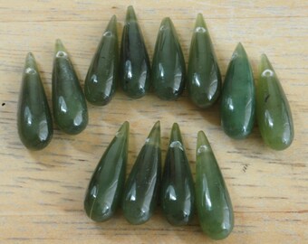Nephrite jade teardrops, 19x5mm, drilled 16-003