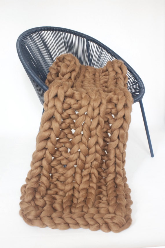 Brown Chunky knit blanket Merino wool Wool throw Chunky