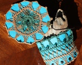 Harpin lace jewellery. Handmade harpin lace jewelry set. Handmade pendant and bracelet. Lace necklace and bracelet. Handmade  jewelry set.