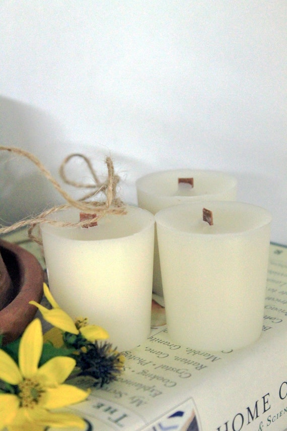 Organic Beeswax Crackle Wick Votive Candle Natural Ivory