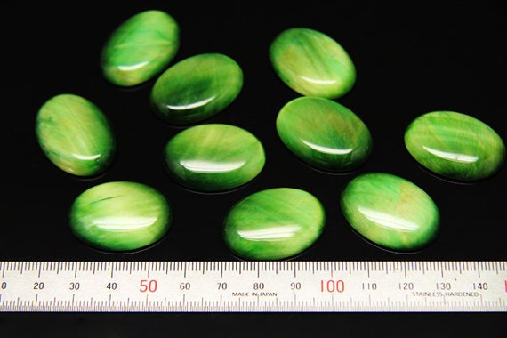 2pcs natural green tiger’s eye plain oval cabochon sized