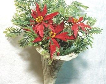 1960s 1970s Christmas Red Poinsettia Greens Cornucopia Basket Vintage Decorations
