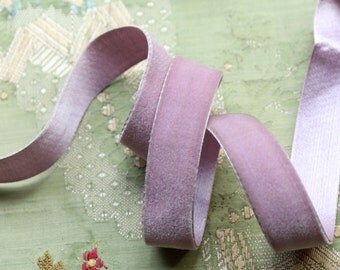 1 yard antique 7/8" wide silk velvet ribbon soft violet lilac purple shade ribbonwork dress millinery hat trim flapper edwardian