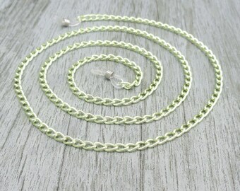 Green Glasses Chain, Eyeglass Chain, Simple Reading Glasses Chain, Eyeglass Necklace, Eyeglass Holder, Green Lanyard, Sunglasses Chain
