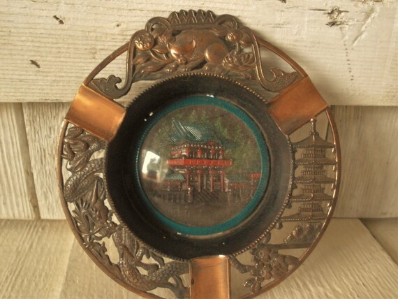 Vintage souvenir ashtray copper metal Japanese souvenir domed