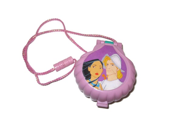 fun locket toy