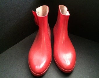 red rain booties