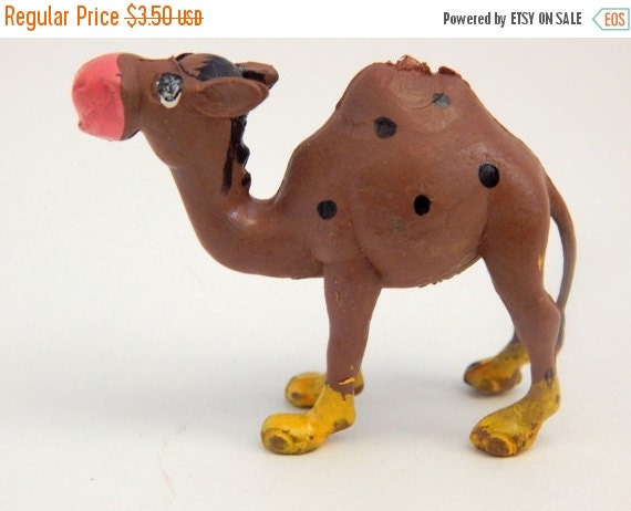 toy camel figurines