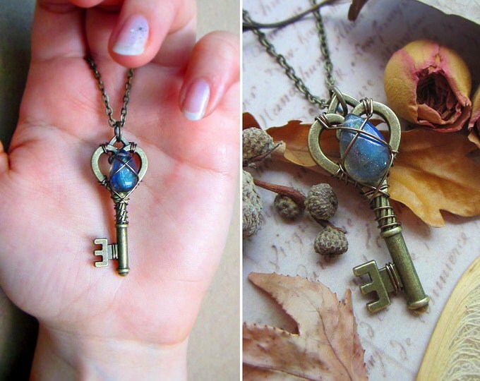 Magical skeleton key necklace "Key to my dreams" with blue Labradorite. Custom chain length.