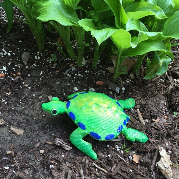 Whimsical Turtle/Outdoor & Gardening/Garden Decoration/Yard