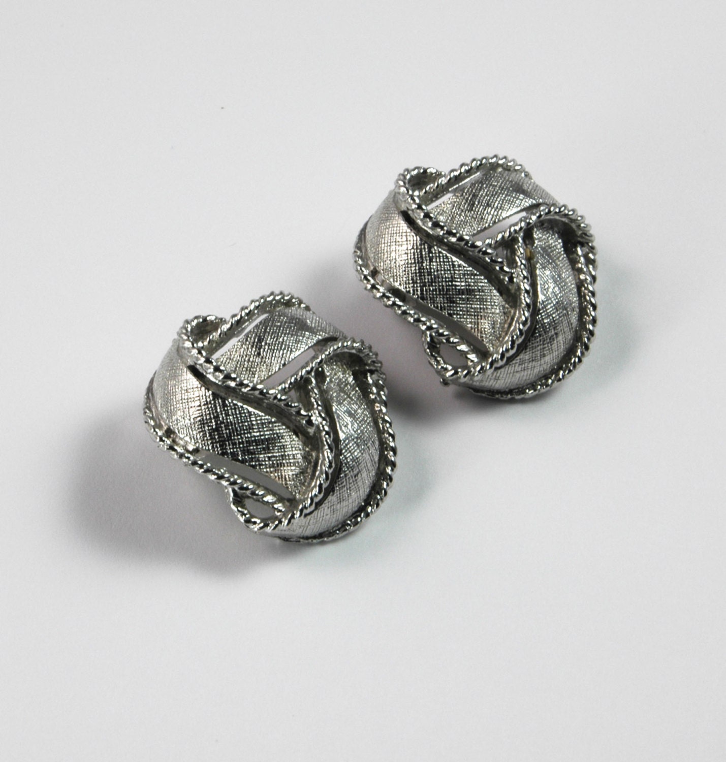 Vintage Lisner Clip On Earrings Brushed Silver Collectible