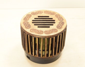 Portable Bluetooth Speaker - Wooden Speaker - Retro / Vintage Style