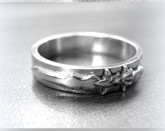 Silver World of Warcraft ring
