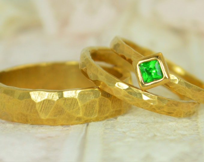 Square Emerald Engagement Ring, 14k Gold, Emerald Wedding Ring Set, Rustic Wedding Ring Set, May Birthstone, Solid Gold, Emerald Ring
