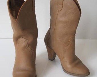 Cowboy Western Boots Size: 5.5 Women's Heels Stitched VINTAGE TF899Bz