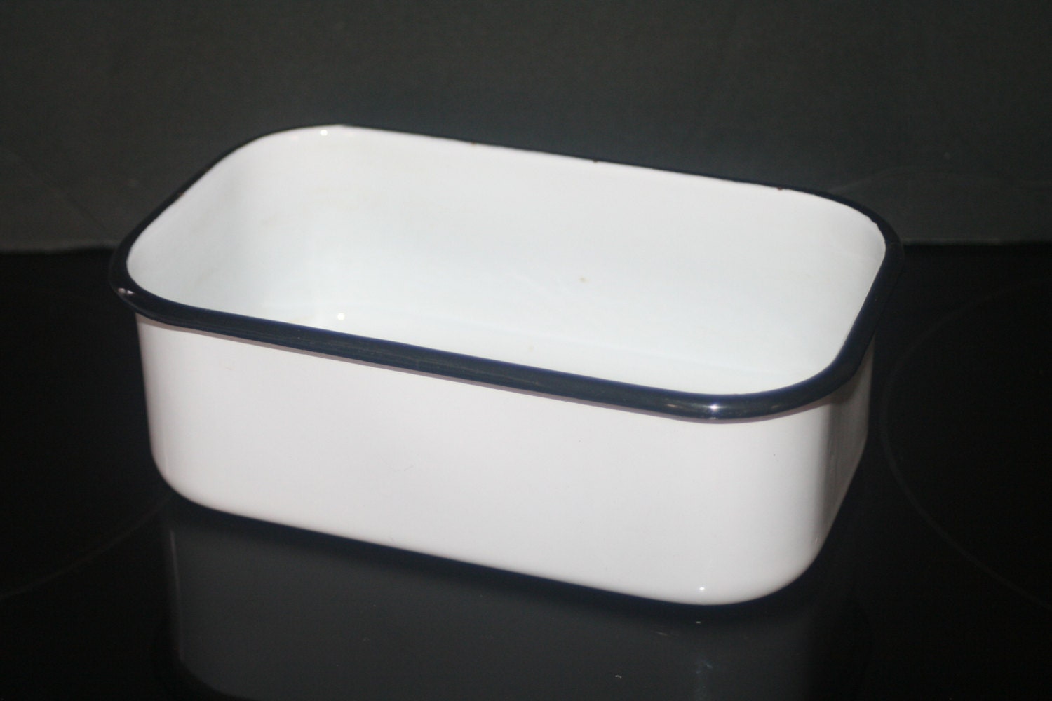 Vintage Enamelware Rectangle Pan Vintage Enamelware 5054