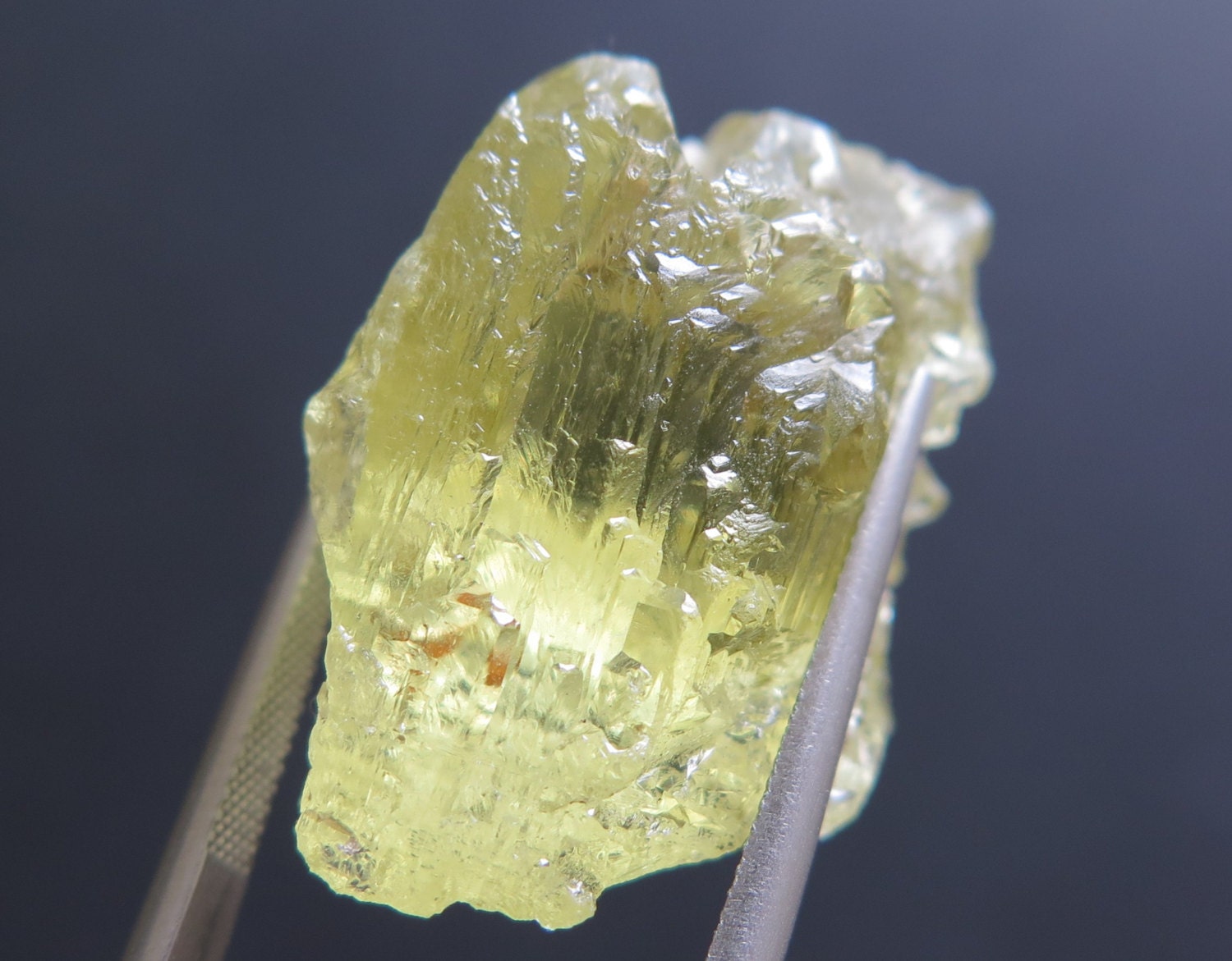 Good piece of Berill var. Heliodor crystal rough by cuterocks