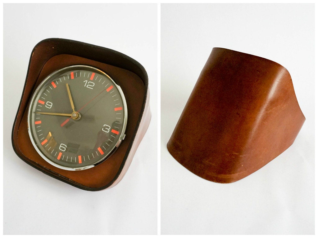 Kienzle Space Age Quartz Clock with Leather Base Made in