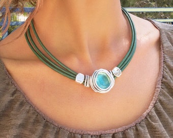 Turquoise Necklace, Leather Necklace, Choker Necklace, Green/turquoise Stone Necklace, Bridesmaid Necklace, Any Occasion Necklace, For gift.