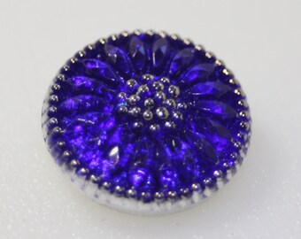 Czech Glass Button, Daisy Flower, Small, 18mm