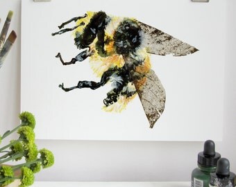 Shrill Carder Bumble Bee Print