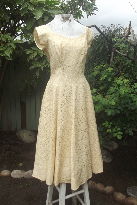 50s Tea Length Ivory Lace Dress Fit and Flare by ...