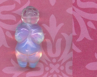 1 Luminous GODDESS Opalite Venus of Willendorf GODDESS Bead Moonstone like Villendorf female fertility ancient mother goddess carving