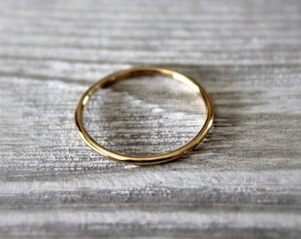 Dainty 14kt Gold Band//Handcrafted//Minimalist Jewelry