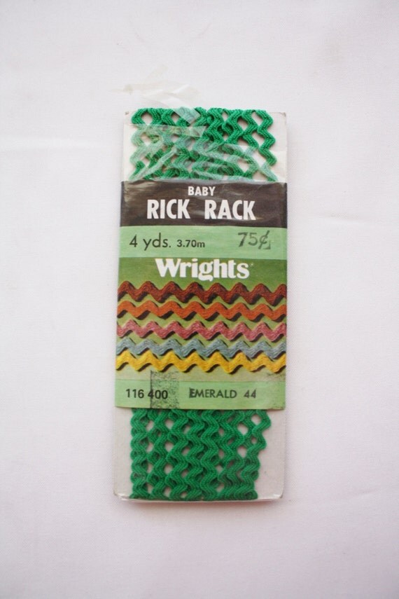 Green Baby Rick Rack Trim by Wrights Vintage Trim Polyester