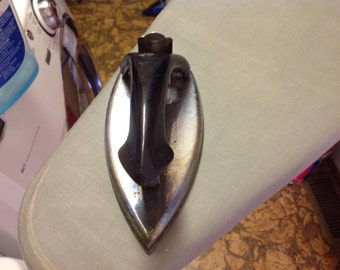 Vintage Electric Iron Upcycle Project Movie Prop General Electric Laundry Room